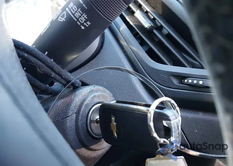 2015 Chevrolet Equinox 1Lt z USA, uszkodzony, nr VIN 1GNALBEK7FZ111397